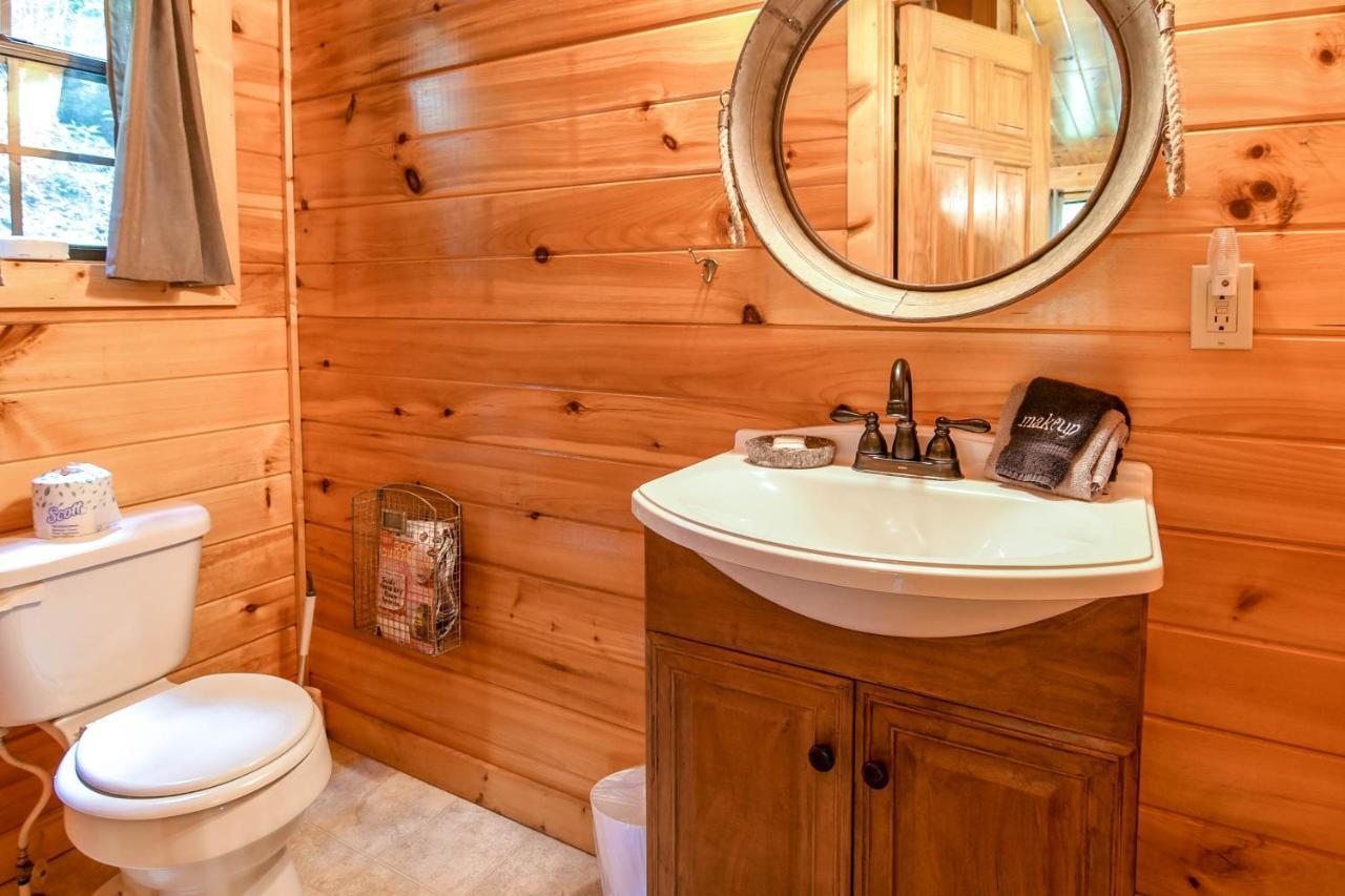 Permanent Vacation-Private Honeymoon Cabin With Hot Tub Sevierville Εξωτερικό φωτογραφία
